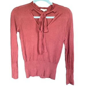 H&M - V neck tie front sweater top